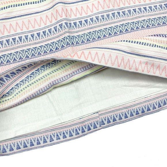 Ann Taylor LOFT Chic Wiggle Line design size 0 - Picture 4 of 5